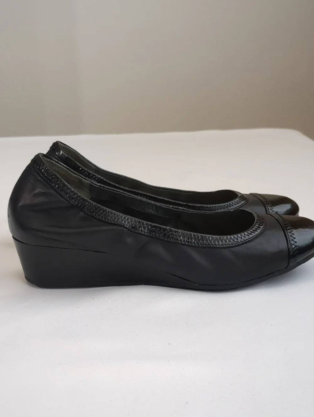 Cole Haab Nike Air Leather Patent Cap Toe Wedge Sz 8